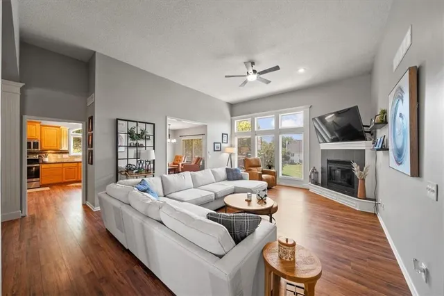 $499,900 | 13060 Woodridge, Platte City, MO 64079