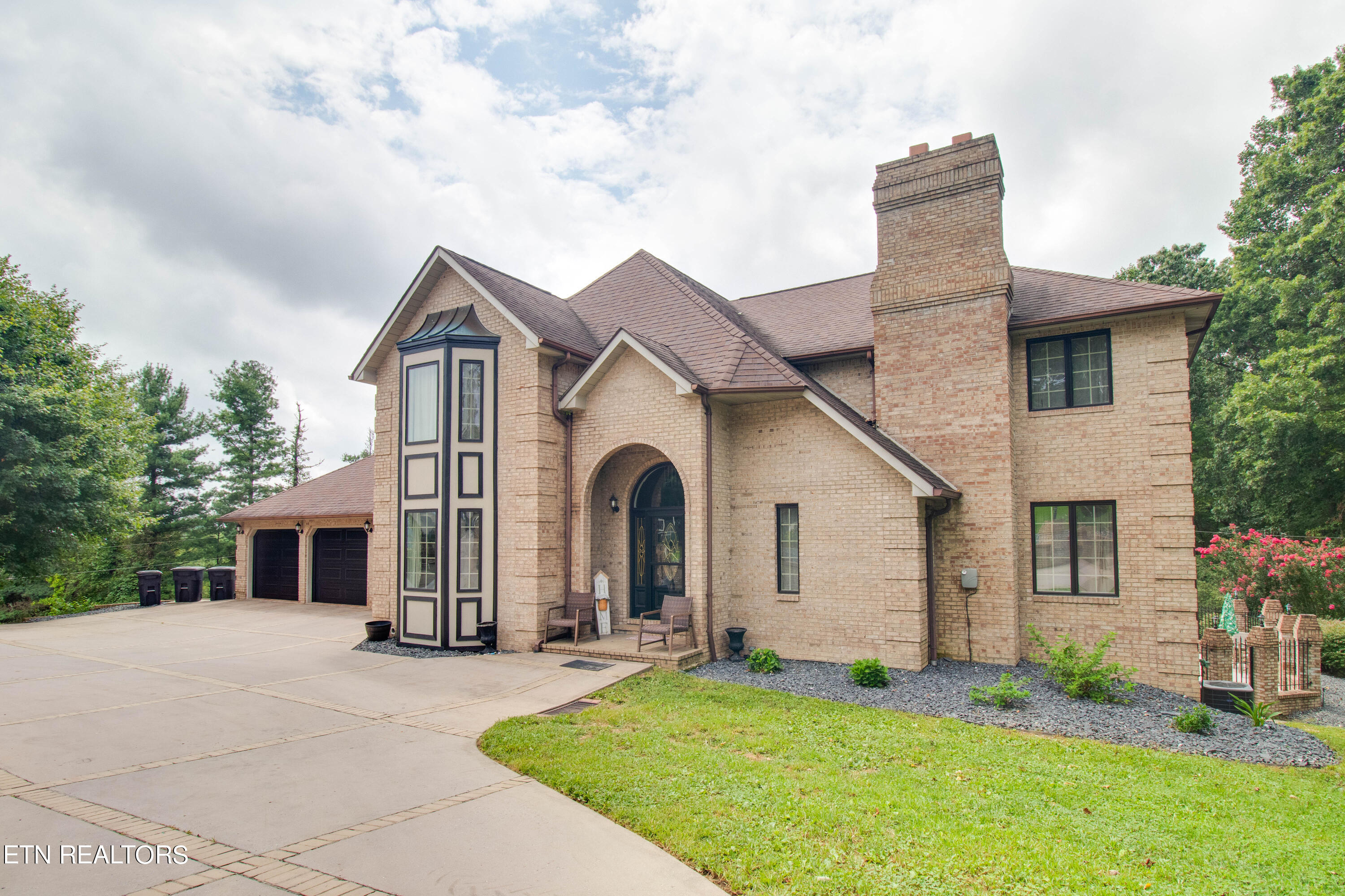 315 Bello Road Tazewell, TN 37879 - Photo 1 of 59 Front Corner A3