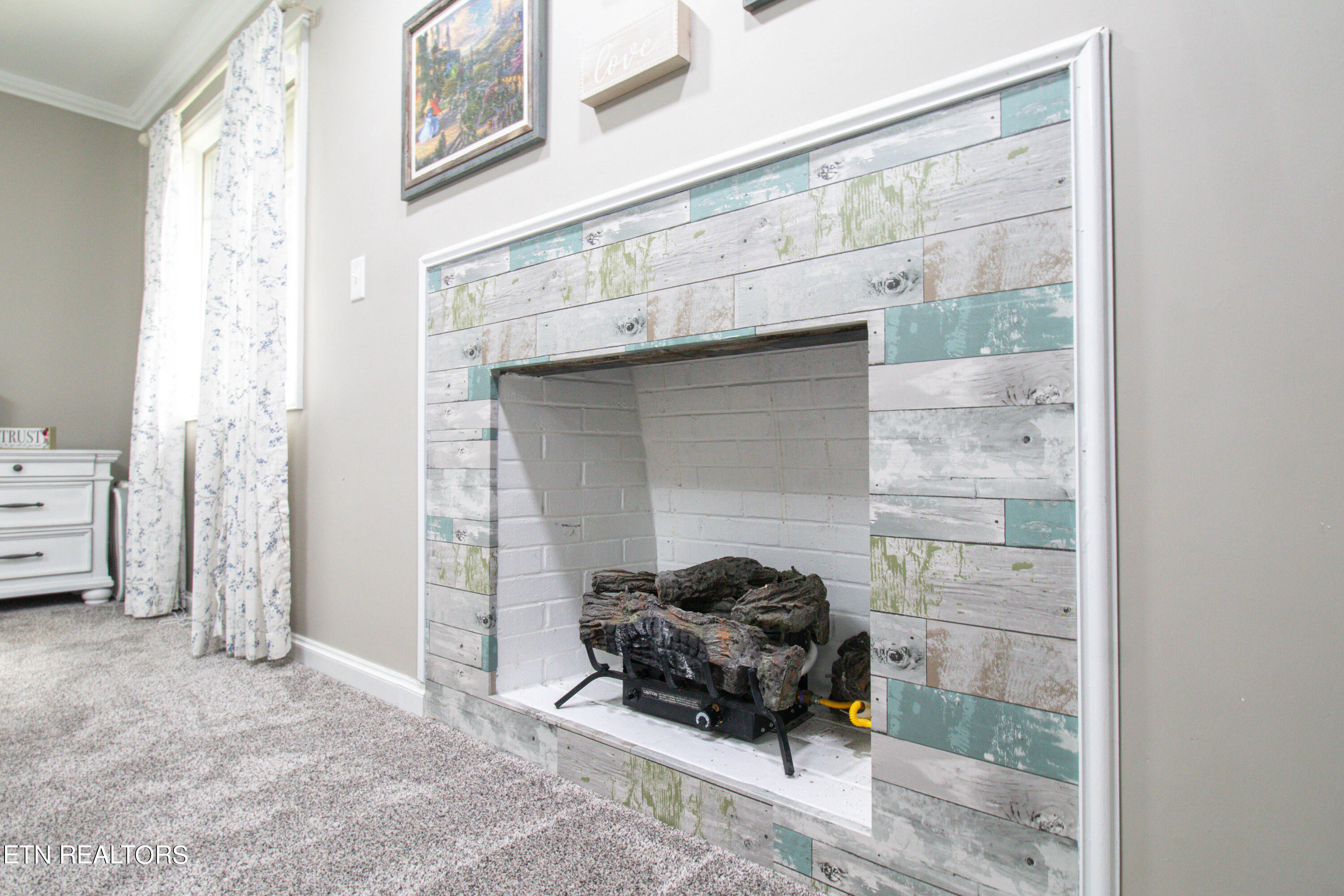 315 Bello Road Tazewell, TN 37879 - Photo 21 of 59 Master Bedroom Fireplace