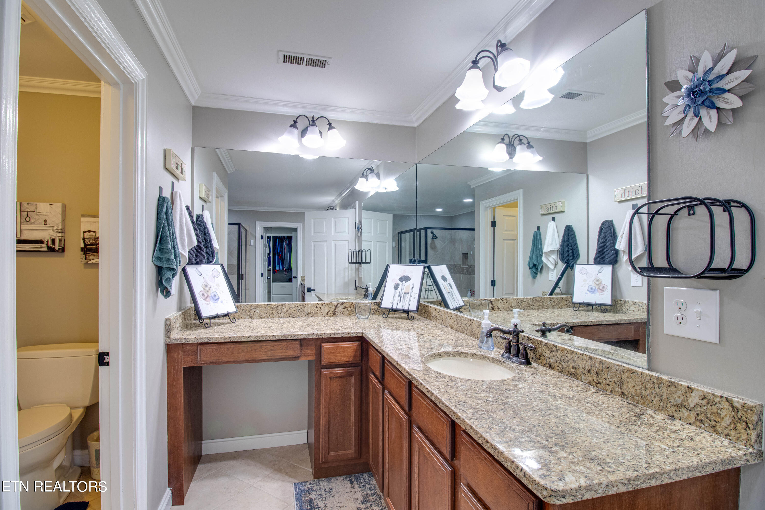 315 Bello Road Tazewell, TN 37879 - Photo 24 of 59 Master Bathroom A2