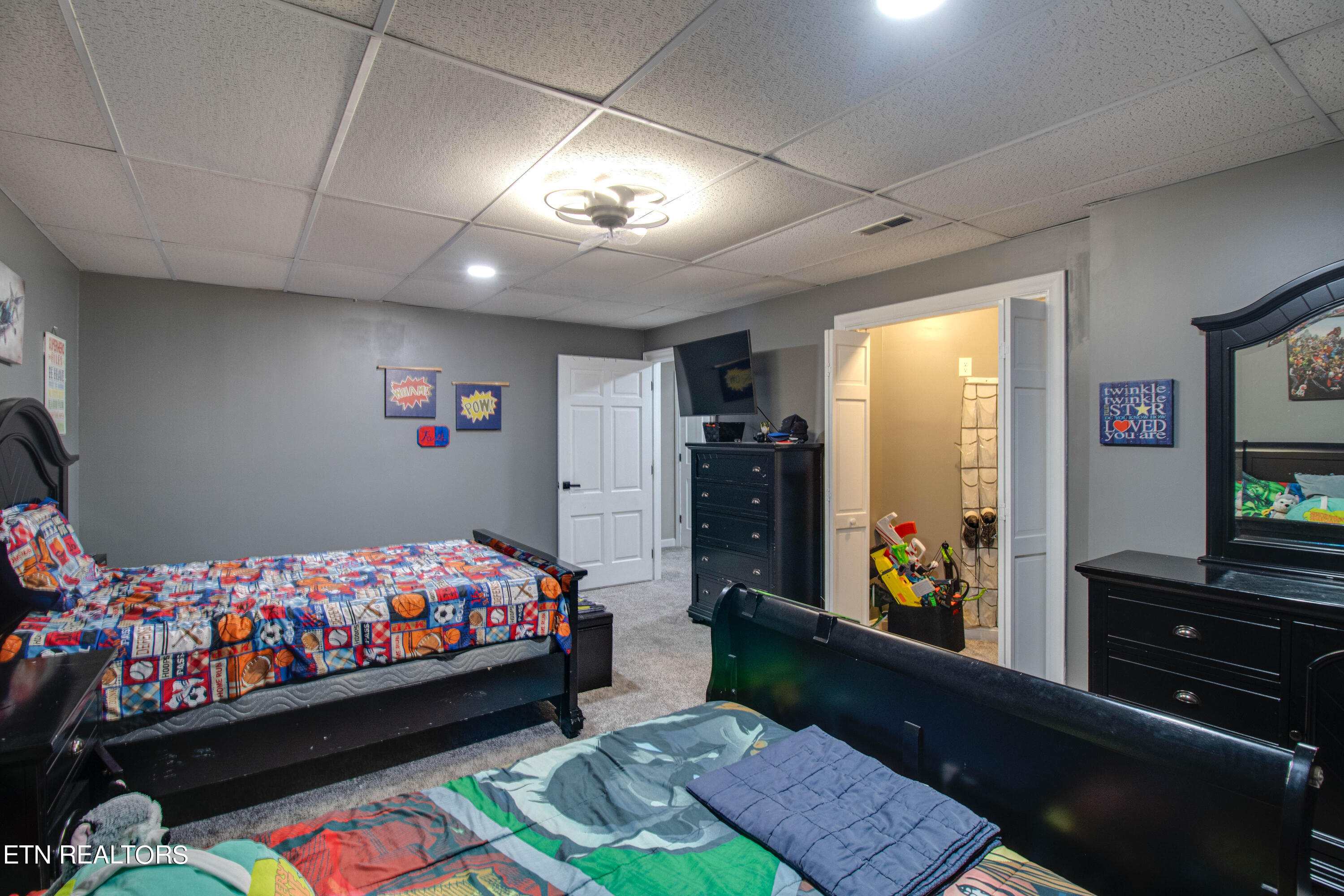 315 Bello Road Tazewell, TN 37879 - Photo 46 of 59 4th Bedroom w/walk-in
