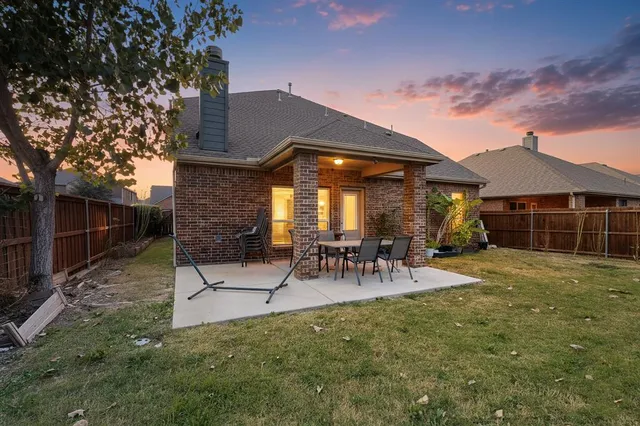 a view of outdoor space yard and patio