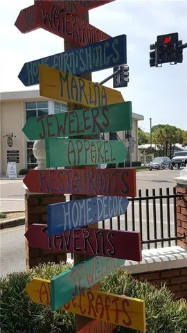 $2,200 | 464 North Paula Drive, Unit 323, Dunedin, FL 34698