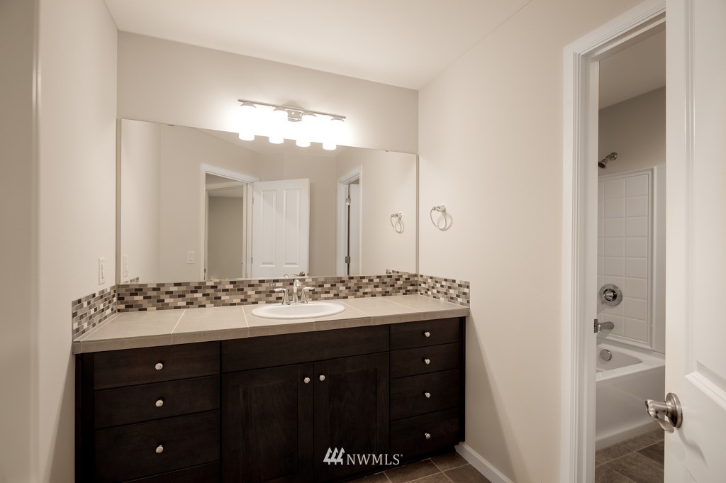 17610 Southeast 186th Way, Unit 1 Renton, WA 98058 - Photo 16 of 25 Gallery Image 16