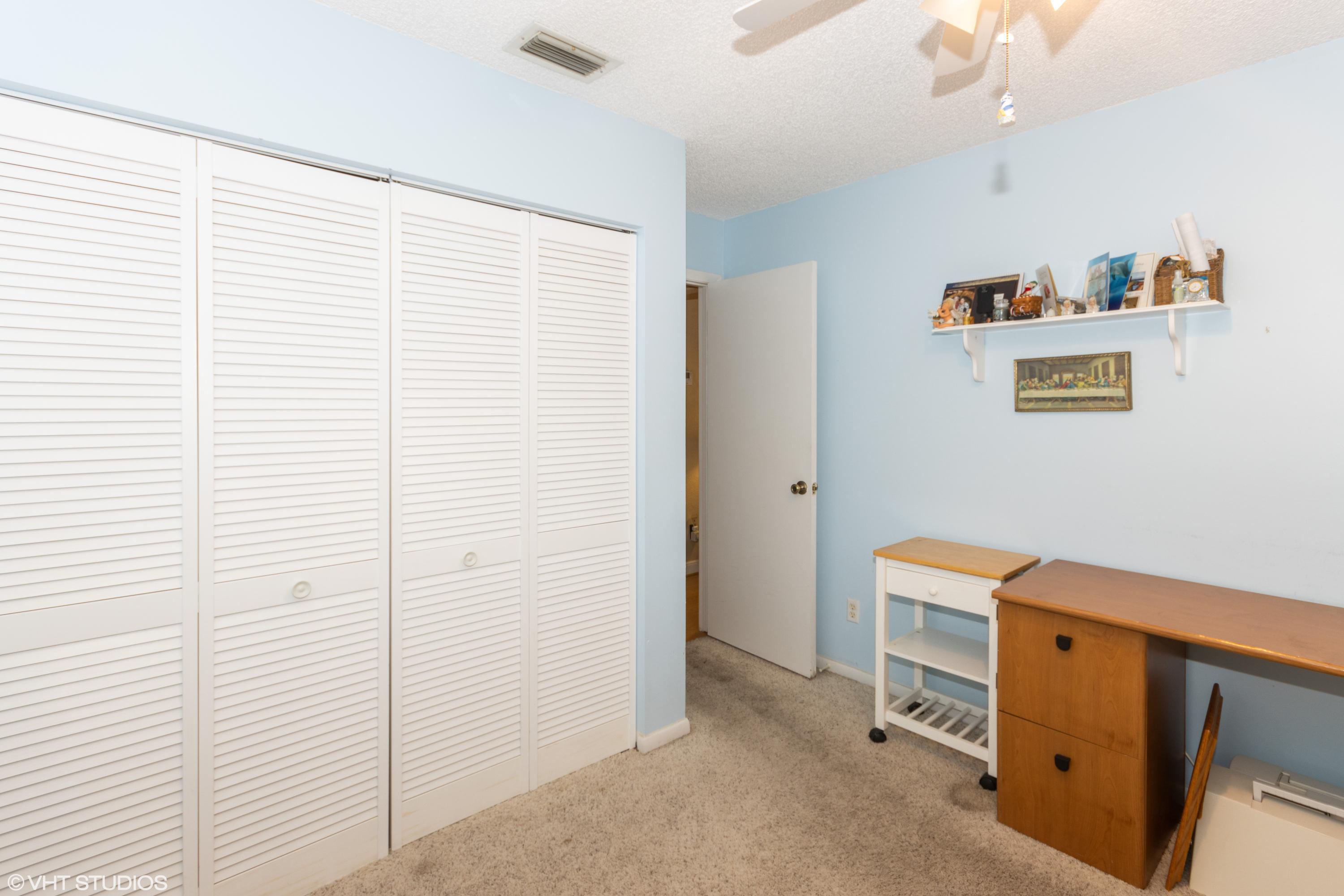 4594 Southeast Geneva Drive Stuart, FL 34997 - Photo 16 of 20 06_4594SEGenevaDrive_2009_HiRes