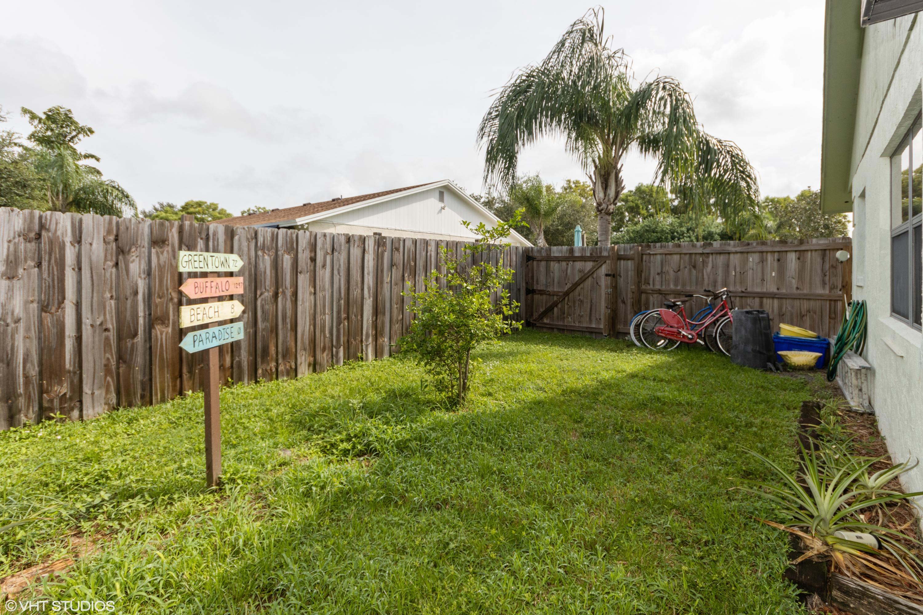 4594 Southeast Geneva Drive Stuart, FL 34997 - Photo 19 of 20 19_4594SEGenevaDrive_2028_HiRes