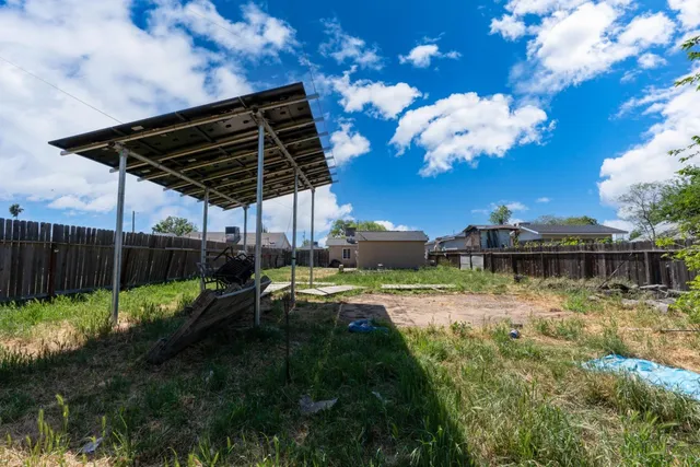 $330,000 | 2868 Beachwood Drive, Merced, CA 95348