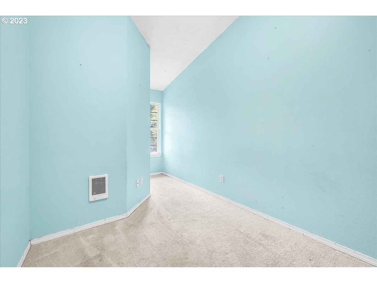 34970 Burt Road St. Helens, OR 97051 - Photo 18 of 33 a view of an empty room
