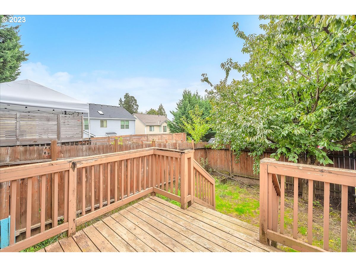 34970 Burt Road St. Helens, OR 97051 - Photo 28 of 33 a view of a balcony with wooden floor