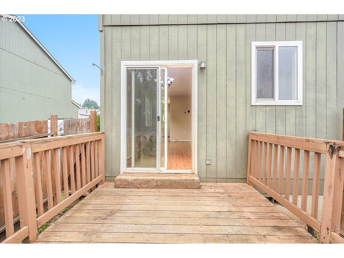 34970 Burt Road St. Helens, OR 97051 - Photo 29 of 33 a view of a balcony with wooden floor