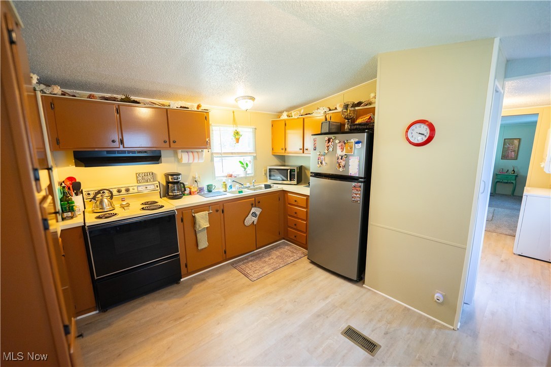 5852 Cleveland Road, Unit 47 Wooster, OH 44691 - Photo 12 of 28 Gallery Image 12