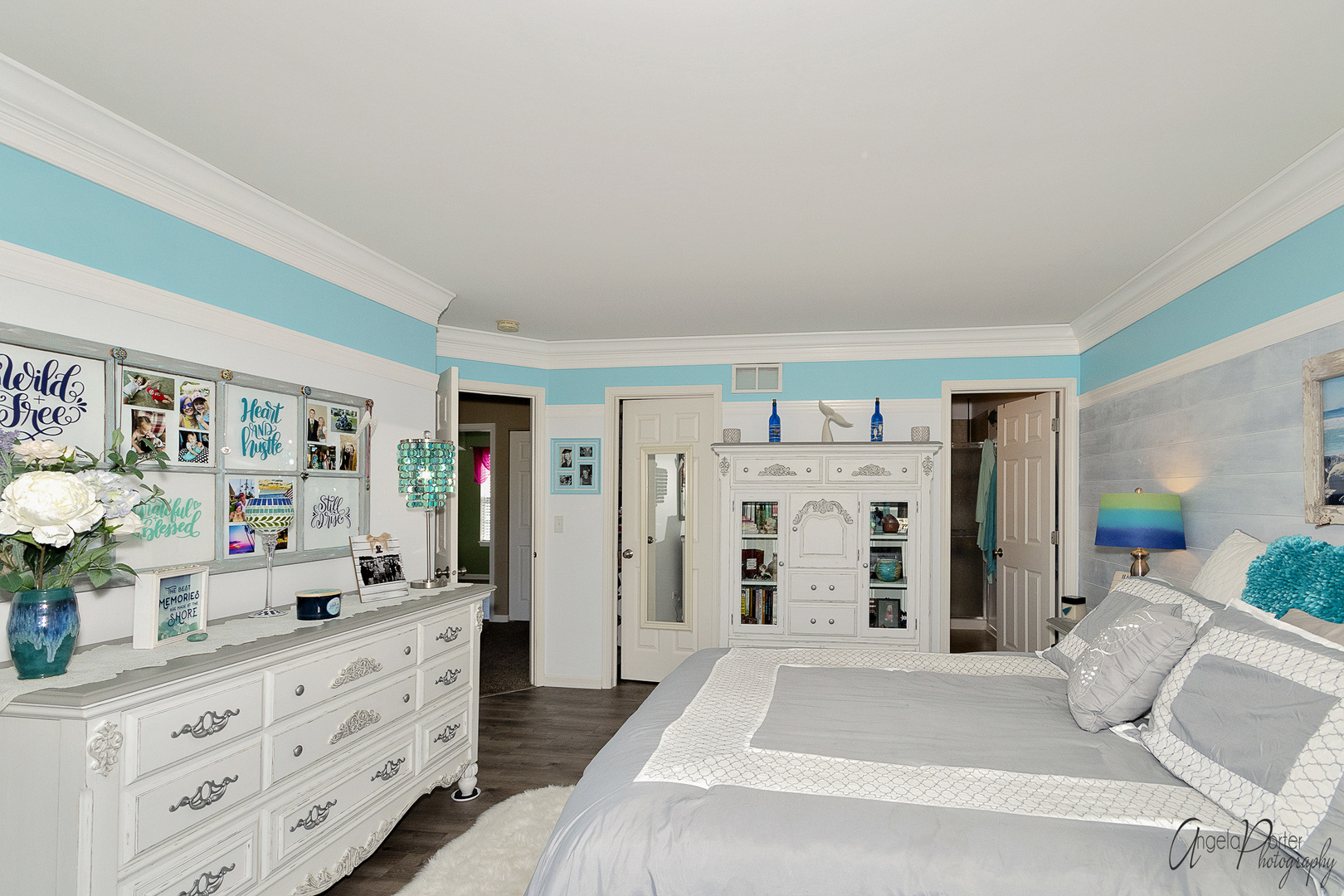 1401 Draper Road, Unit 164 McHenry, IL 60050 - Photo 14 of 24 a bedroom with a bed and furniture