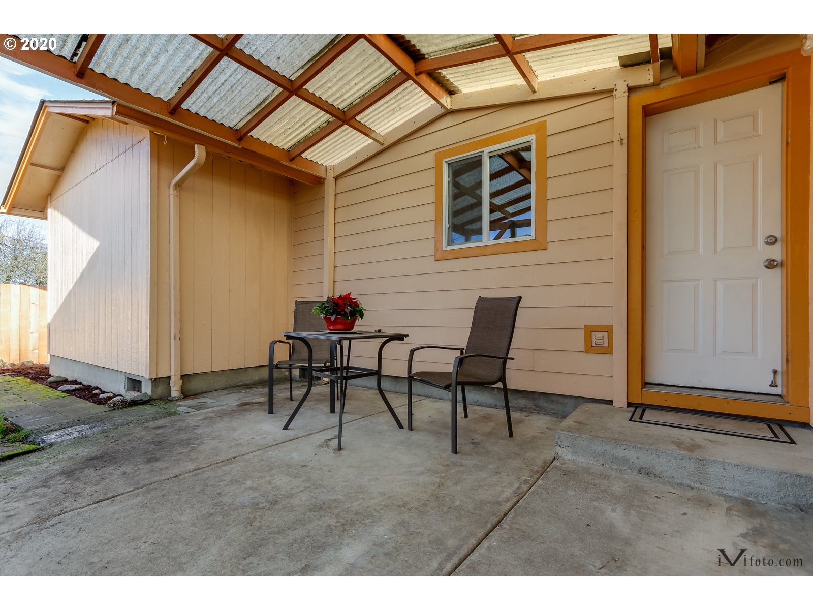547 35th Street Springfield, OR 97478 - Photo 23 of 27