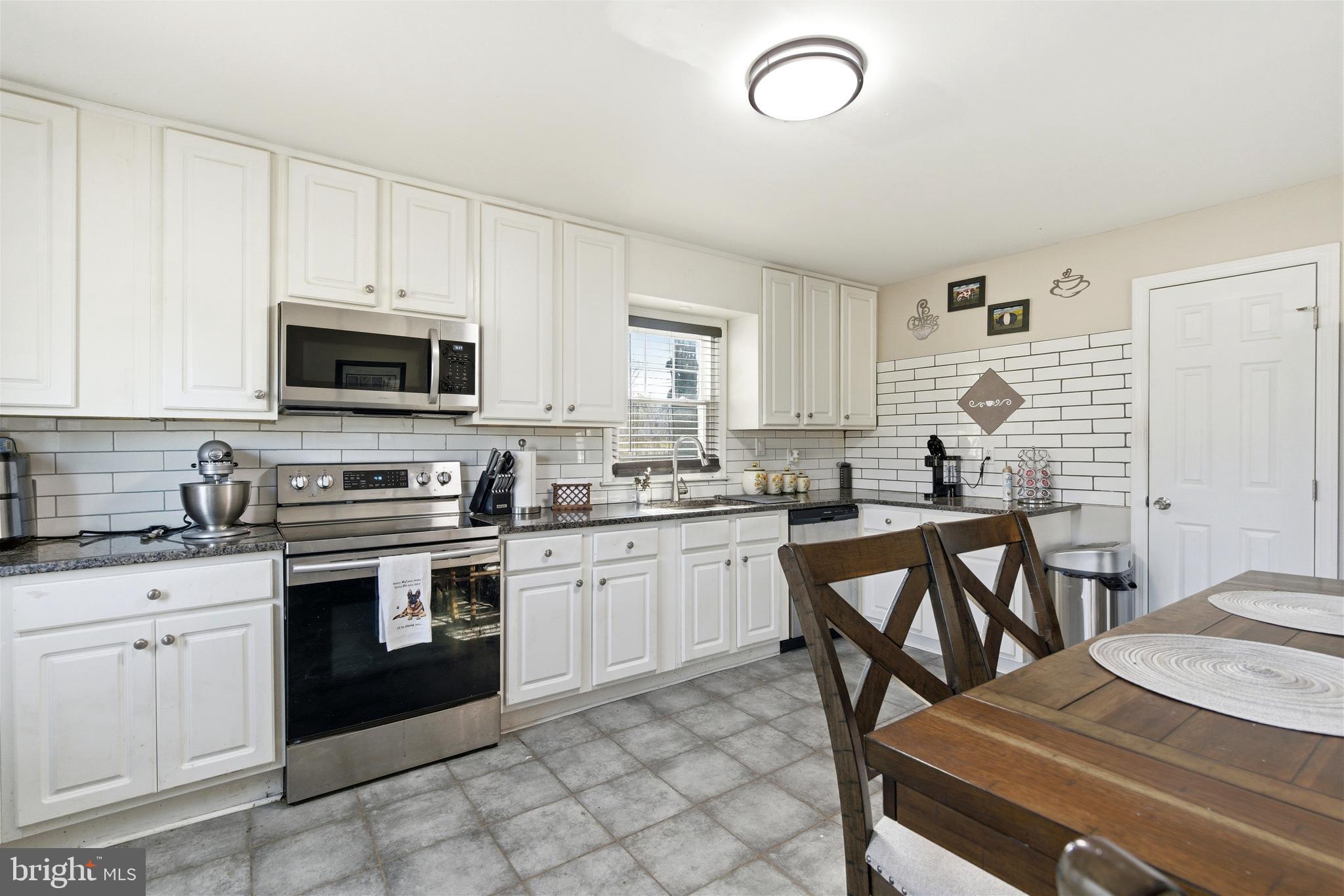 29 Oberlin Road Pennsville, NJ 08070 - Photo 6 of 49