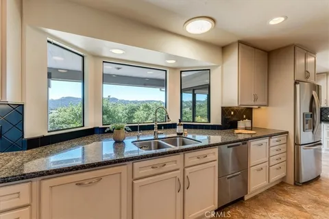 $1,295,000 | 12405 Santa Ana Road, Atascadero, CA 93422