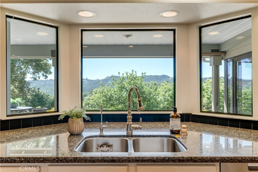 12405 Santa Ana Road Atascadero, CA 93422 - Photo 23 of 74