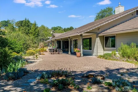 $1,295,000 | 12405 Santa Ana Road, Atascadero, CA 93422