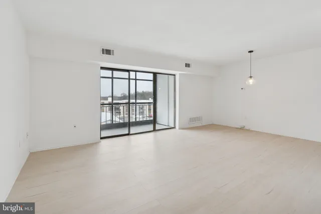 $170,000 | 76 Welsh Tract Road, Unit 308, Newark, DE 19713