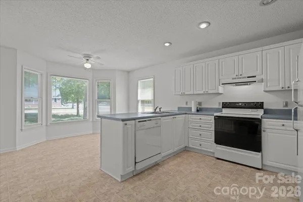 $259,000 | 570 Coach Road, Cheraw, SC 29520