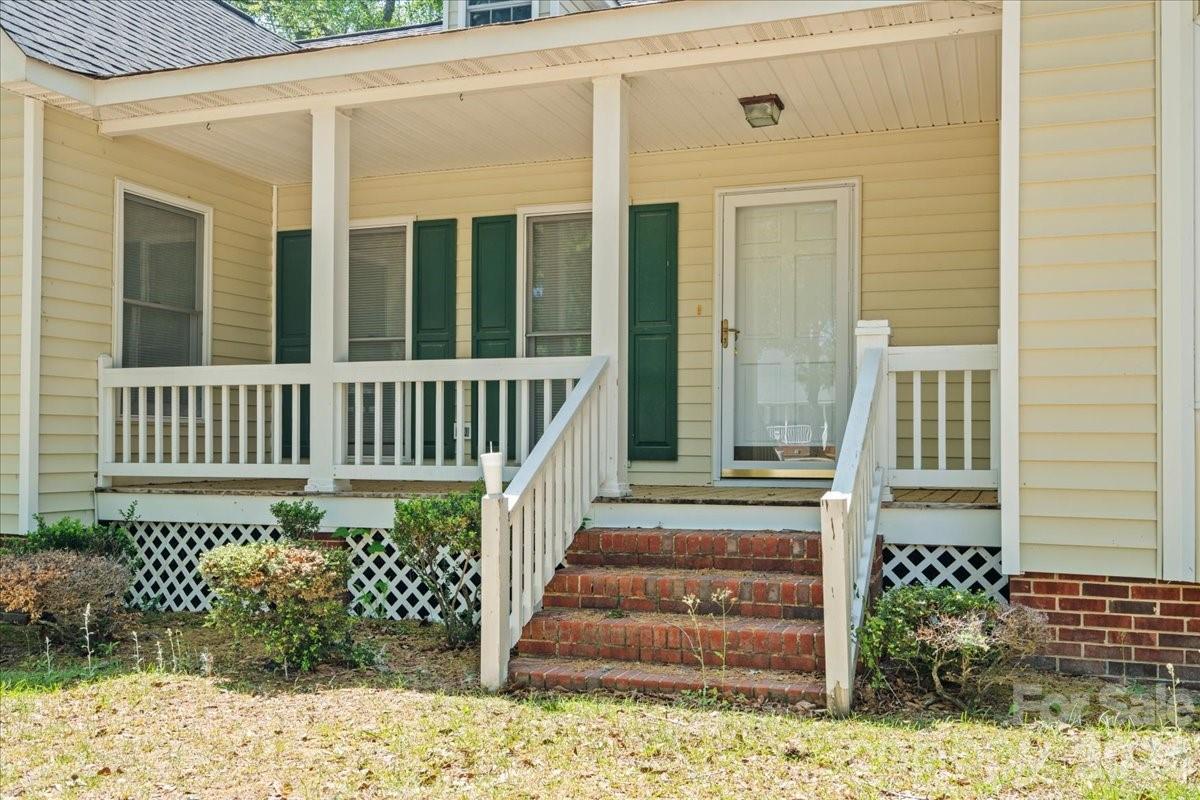 570 Coach Road Cheraw, SC 29520 - Photo 5 of 40
