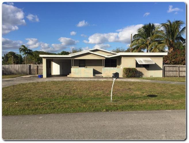 3089 Meadow Road Palm Springs, FL 33406 - Photo 1 of 14 EXTERIOR