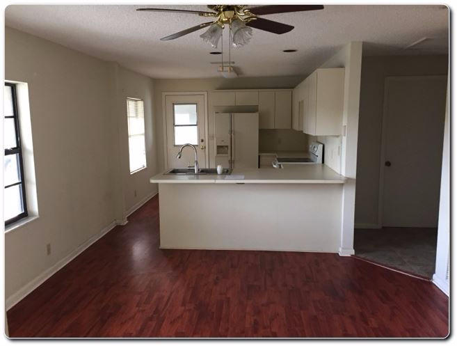 3089 Meadow Road Palm Springs, FL 33406 - Photo 3 of 14 1_kitchen_1