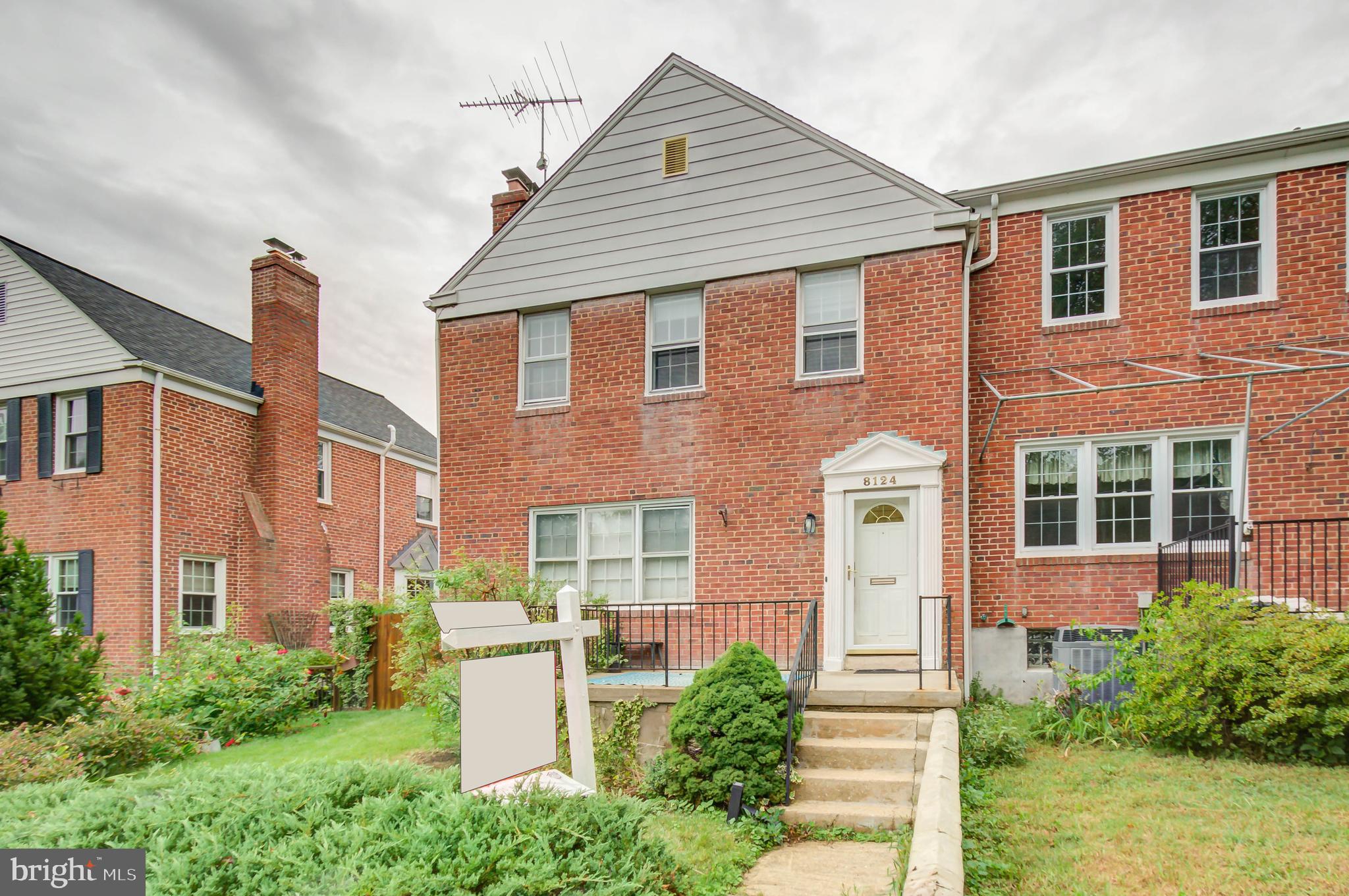 8124 Clyde Bank Road Towson, MD 21286 - Photo 3 of 40 Gallery Image 3