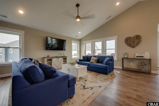 $899,000 | 27197 Black Dog Lane, Salvo, NC 27982