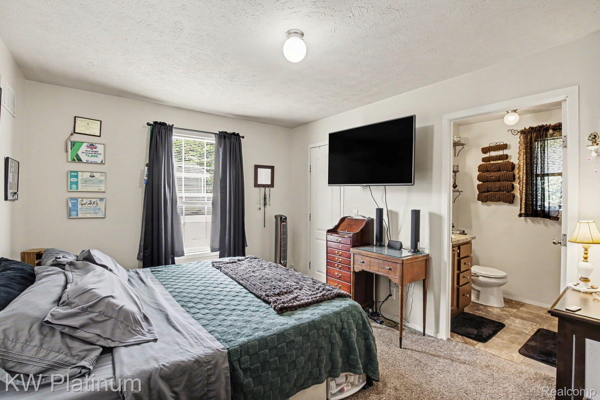 57911 Lancaster Road Washington, MI 48094 - Photo 7 of 21 009_file_8952.jpg