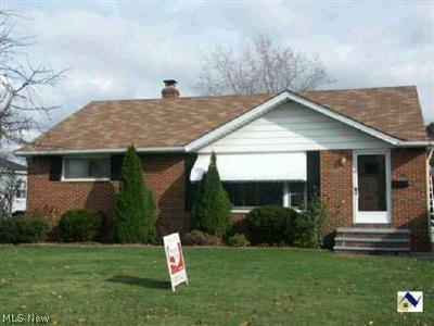 1781 Alcester Road Cleveland, OH 44124 - Photo 1 of 1
