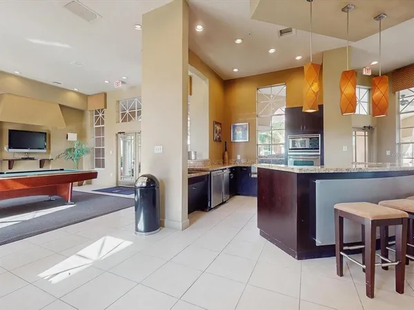 $1,850 | 5578 Metrowest Boulevard, Unit 203, Orlando, FL 32811