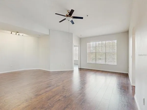 $1,850 | 5578 Metrowest Boulevard, Unit 203, Orlando, FL 32811