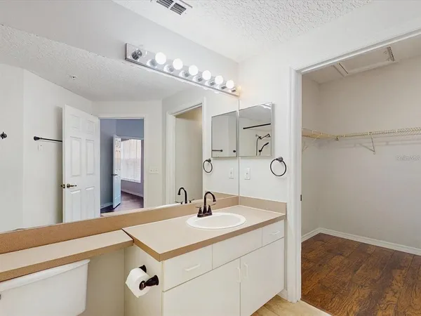 $1,850 | 5578 Metrowest Boulevard, Unit 203, Orlando, FL 32811