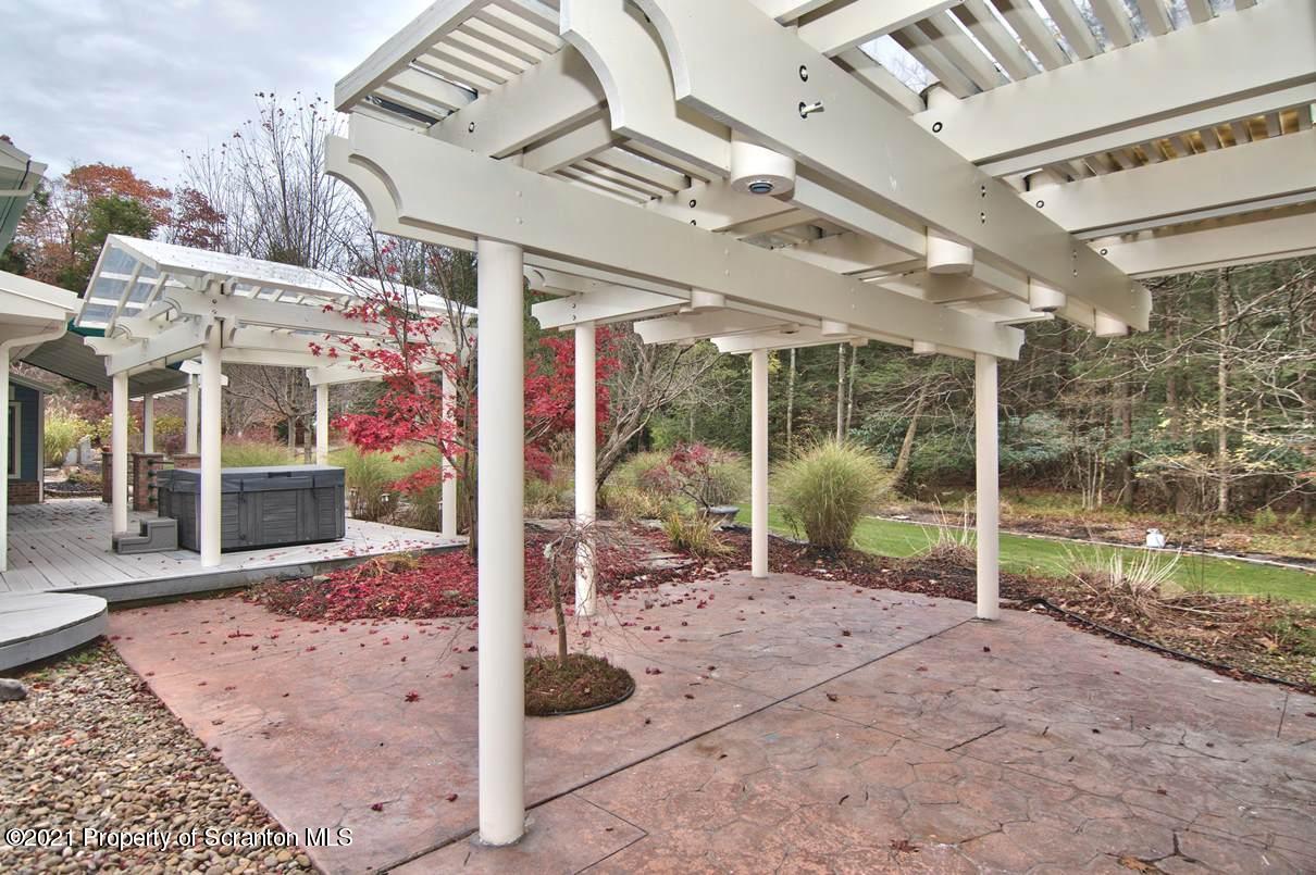 411 Lake Spangenberg Road Lake Ariel, PA 18436 - Photo 13 of 144 Gallery Image 13