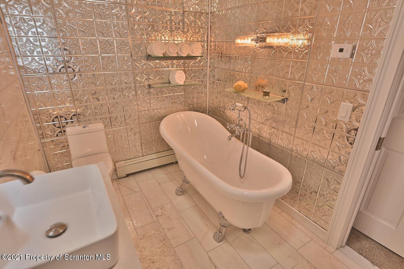 411 Lake Spangenberg Road Lake Ariel, PA 18436 - Photo 58 of 144 Gallery Image 58