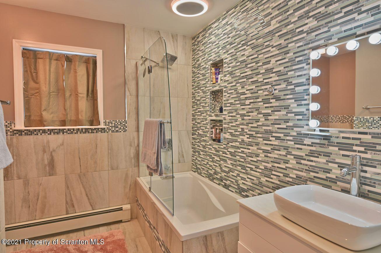 411 Lake Spangenberg Road Lake Ariel, PA 18436 - Photo 66 of 144 Gallery Image 66