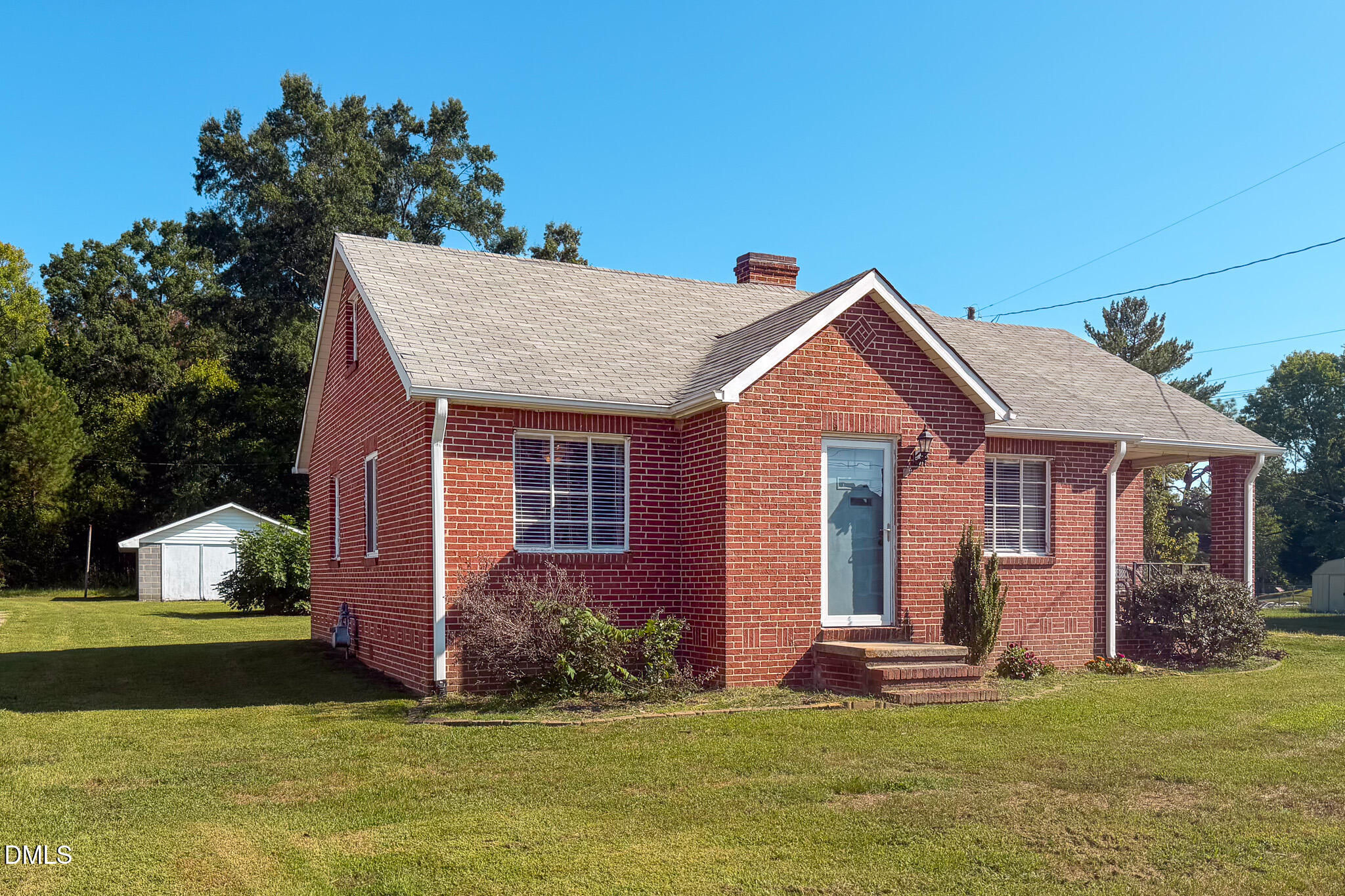 110 Clayton Street Roxboro, NC 27573 - Photo 5 of 27 5