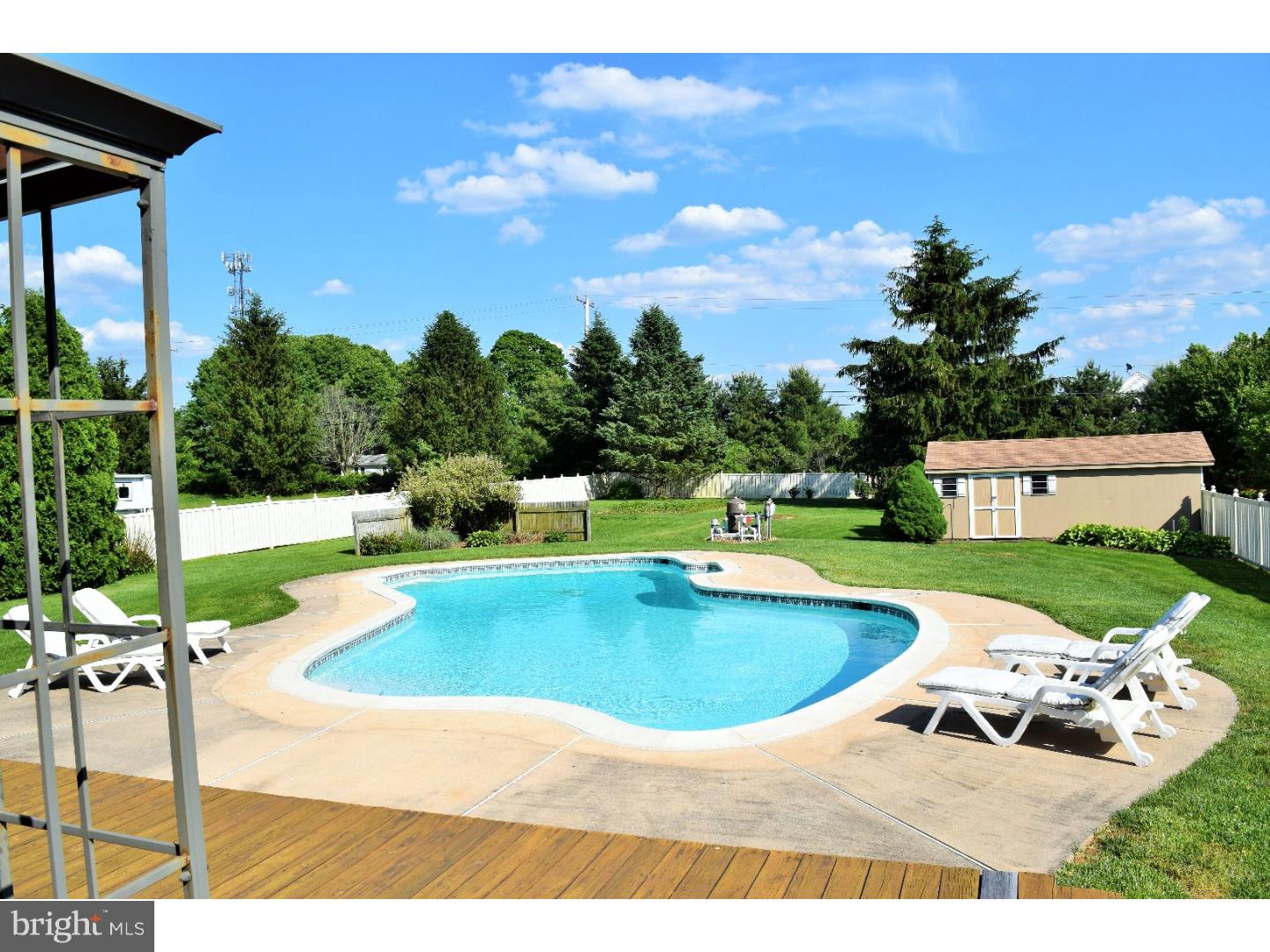 3 Greenfield Road Cochranville, PA 19330 - Photo 4 of 23 Pool