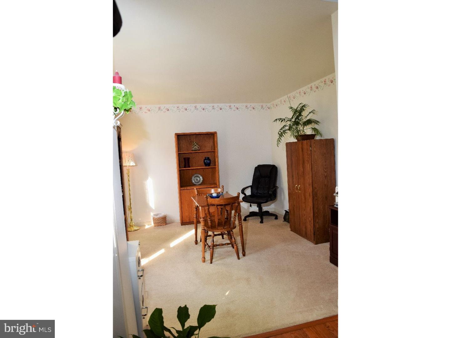 3 Greenfield Road Cochranville, PA 19330 - Photo 10 of 23 Living Room