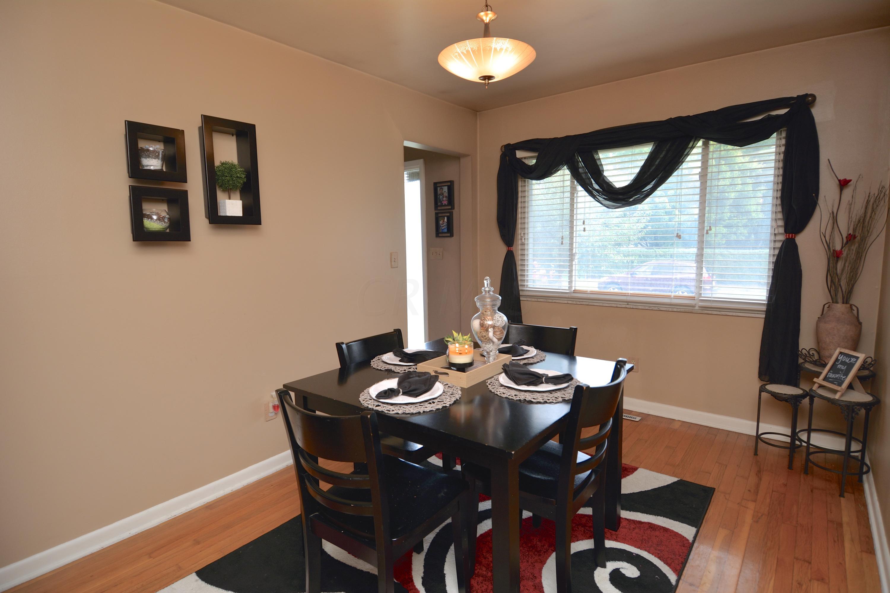 651 South Hampton Road Columbus, OH 43213 - Photo 5 of 27