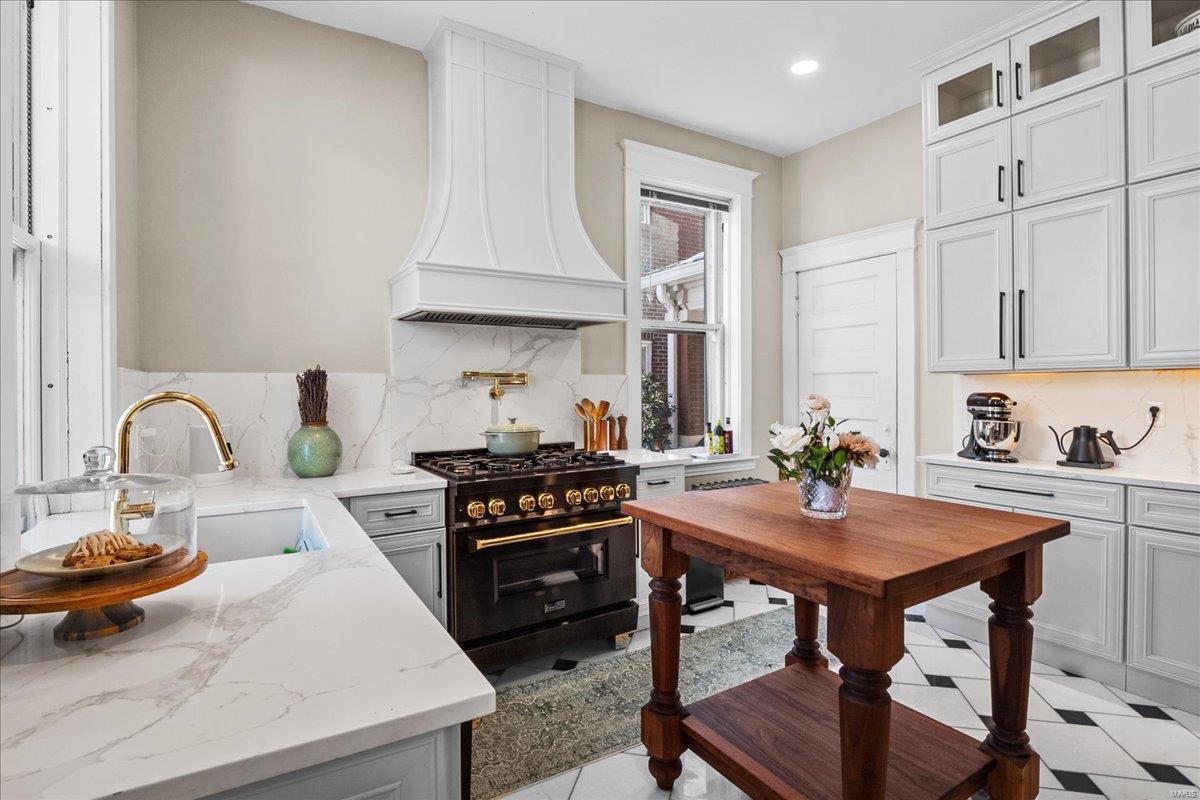 4169 Flora Place St. Louis, MO 63110 - Photo 36 of 81