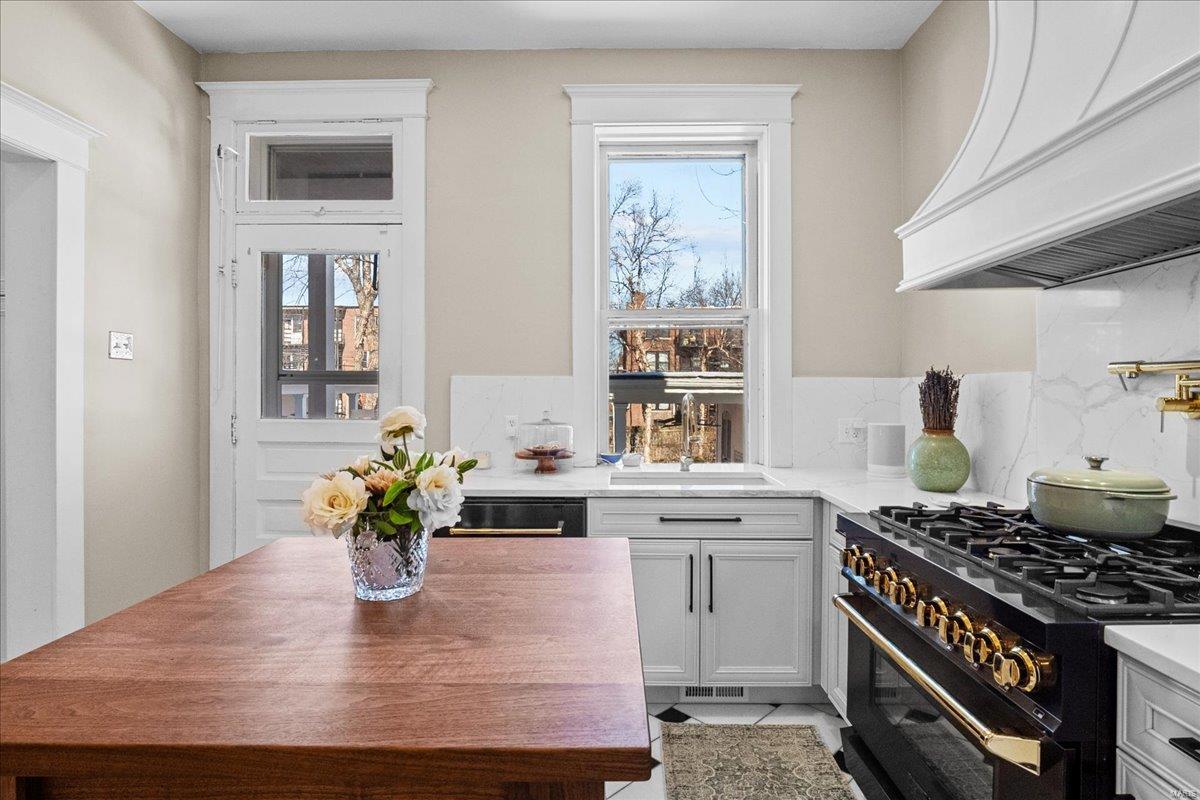 4169 Flora Place St. Louis, MO 63110 - Photo 38 of 81