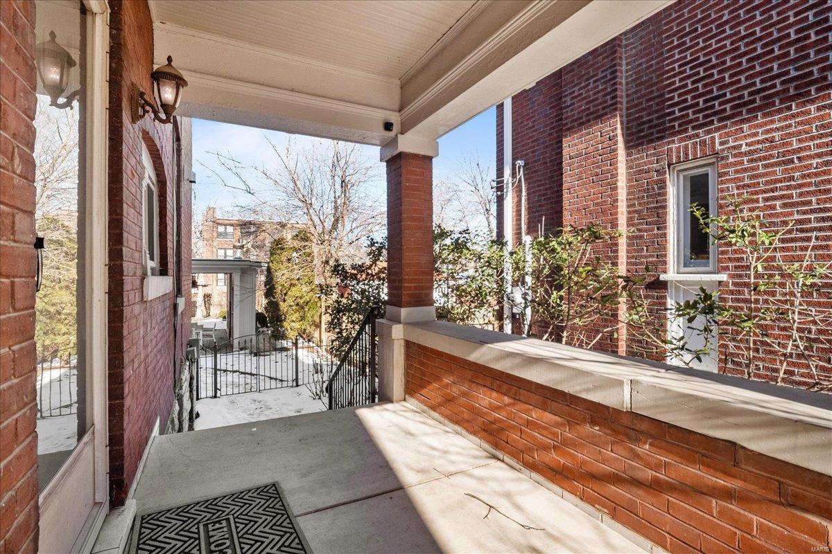 4169 Flora Place St. Louis, MO 63110 - Photo 6 of 81