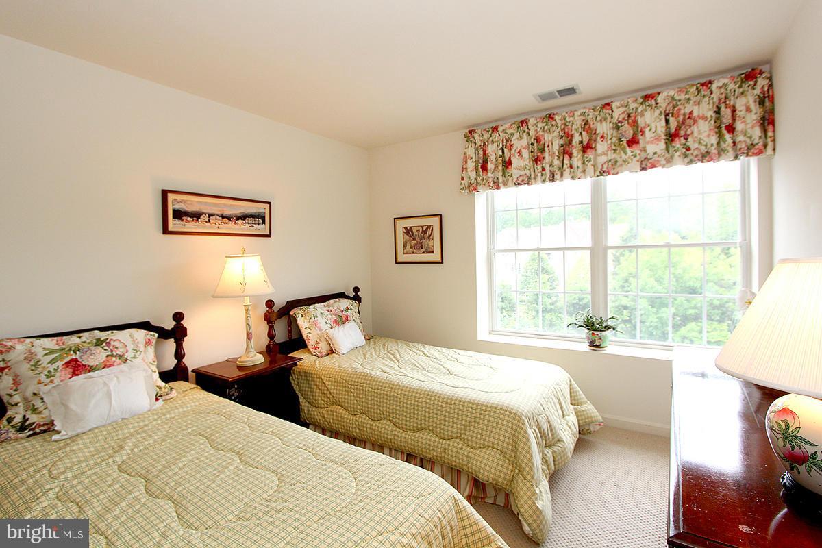 12320 Rosslare Ridge Road, Unit 402 Lutherville-Timonium, MD 21093 - Photo 19 of 29 Bedroom