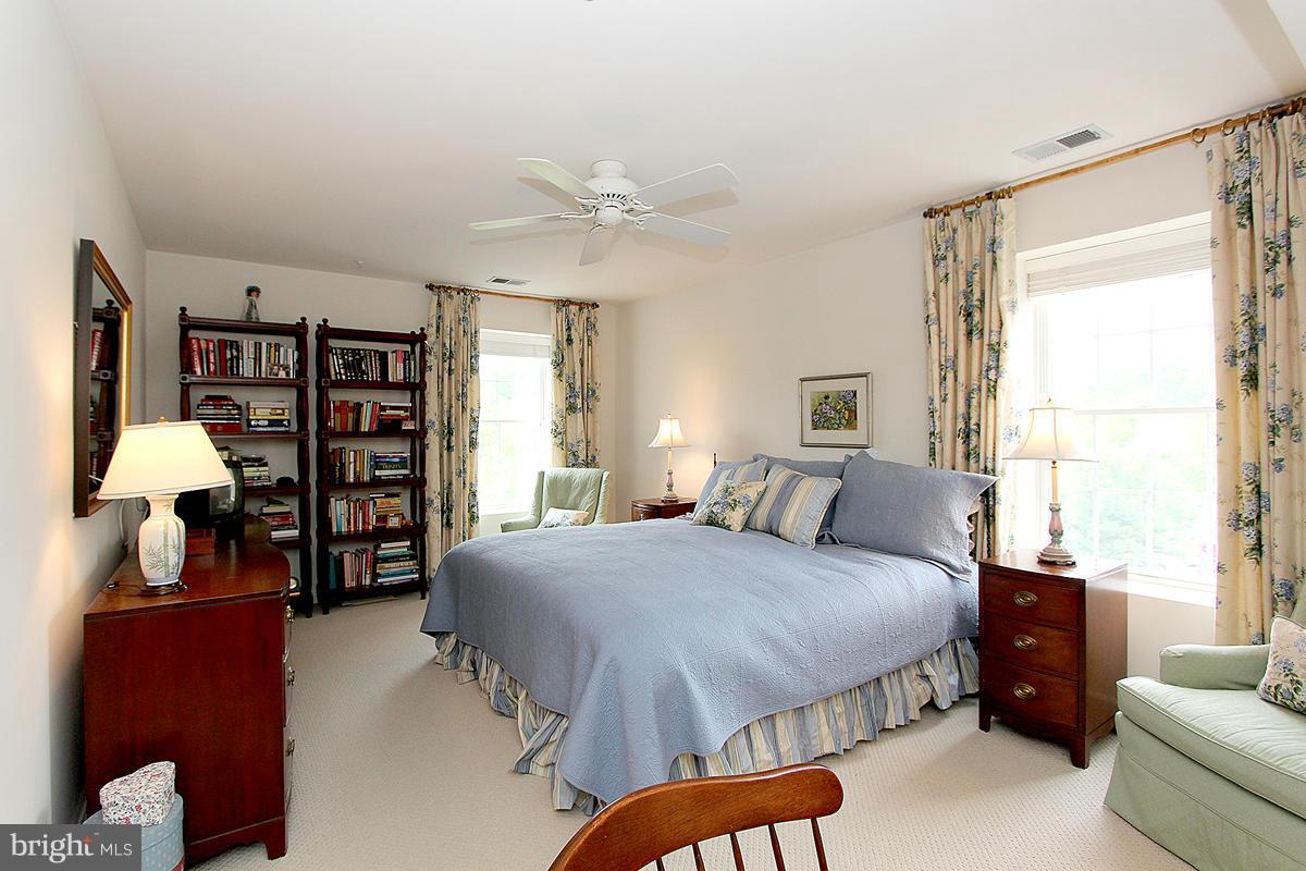 12320 Rosslare Ridge Road, Unit 402 Lutherville-Timonium, MD 21093 - Photo 21 of 29 Bedroom (Master)