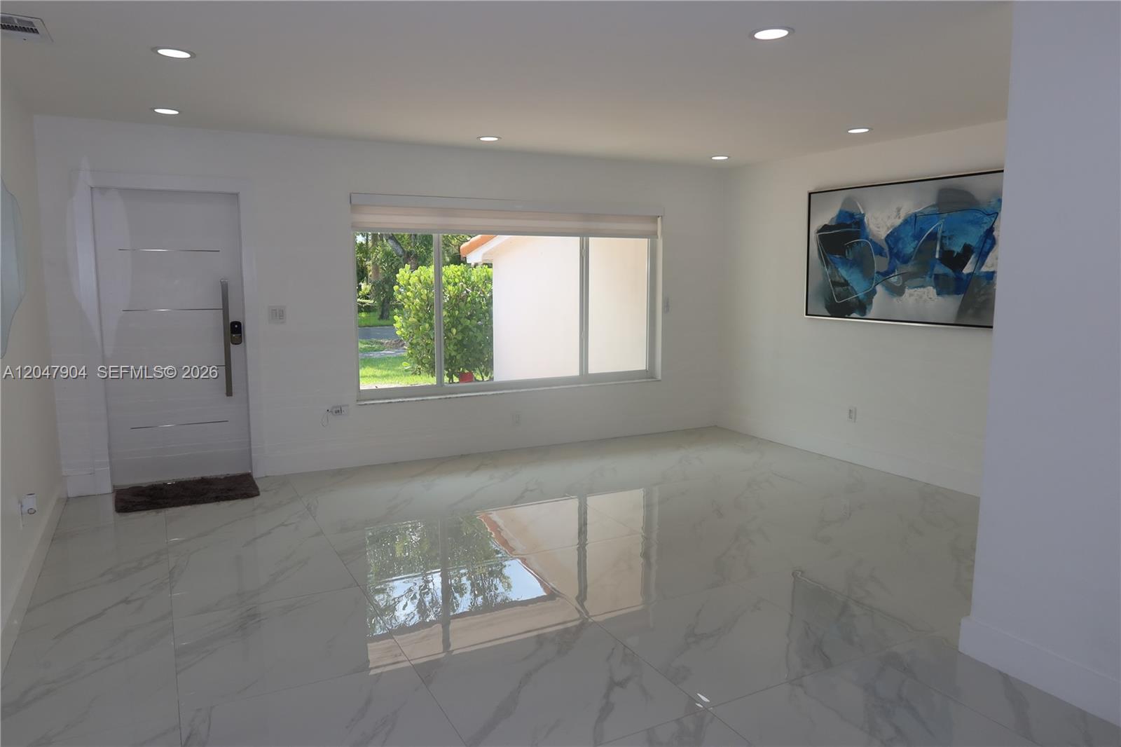 4401 Southwest 102nd Place Miami, FL 33165 - Photo 3 of 21