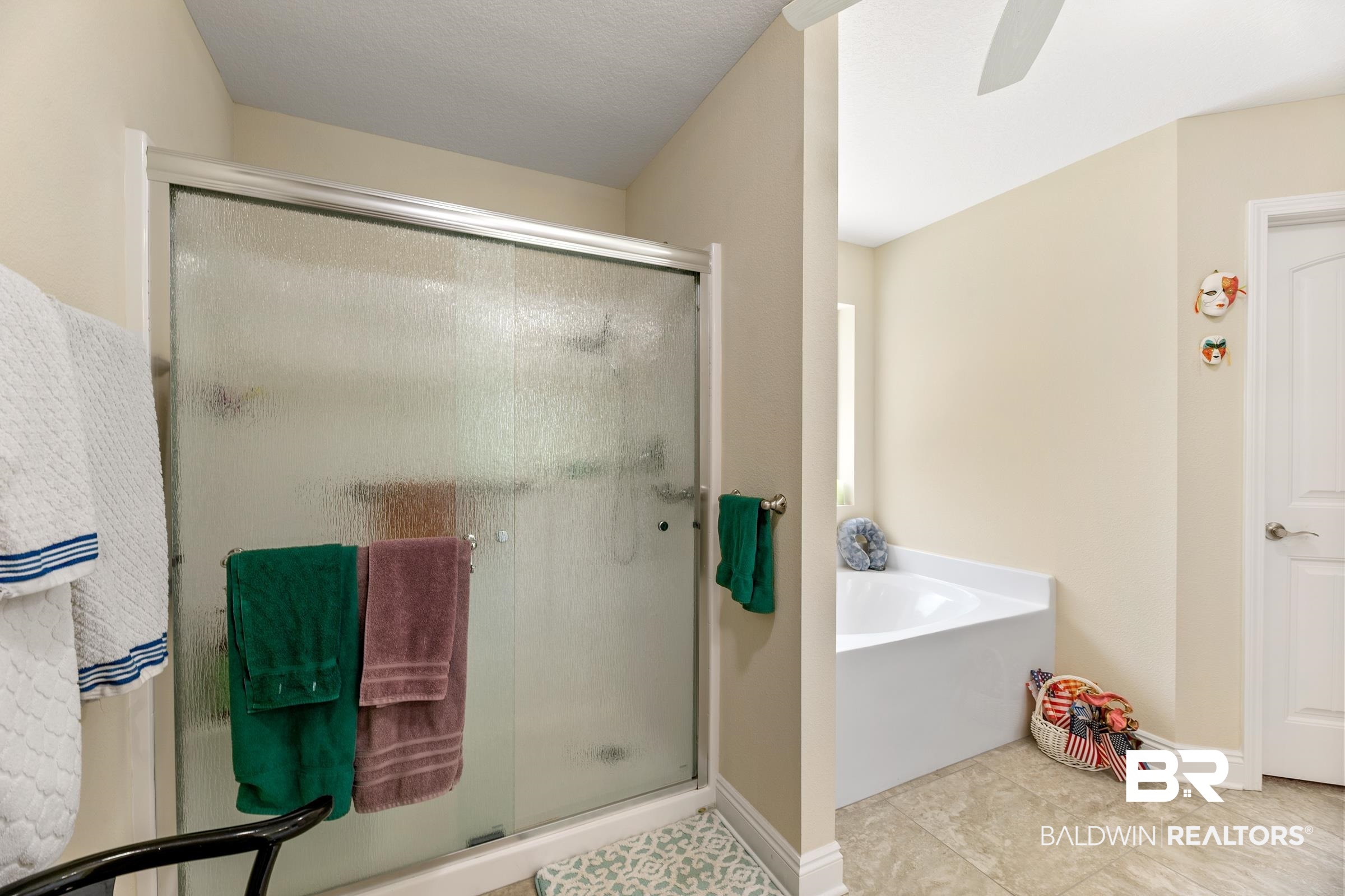12292 Bayside Oaks Street Lillian, AL 36549 - Photo 14 of 30 Primary Bath