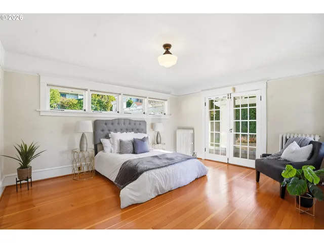 $775,000 | 6908 Southwest 33rd Place, Portland, OR 97219