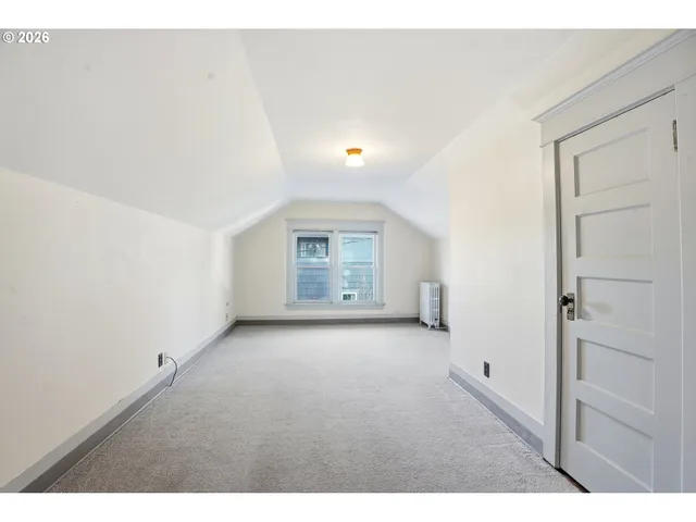 $775,000 | 6908 Southwest 33rd Place, Portland, OR 97219