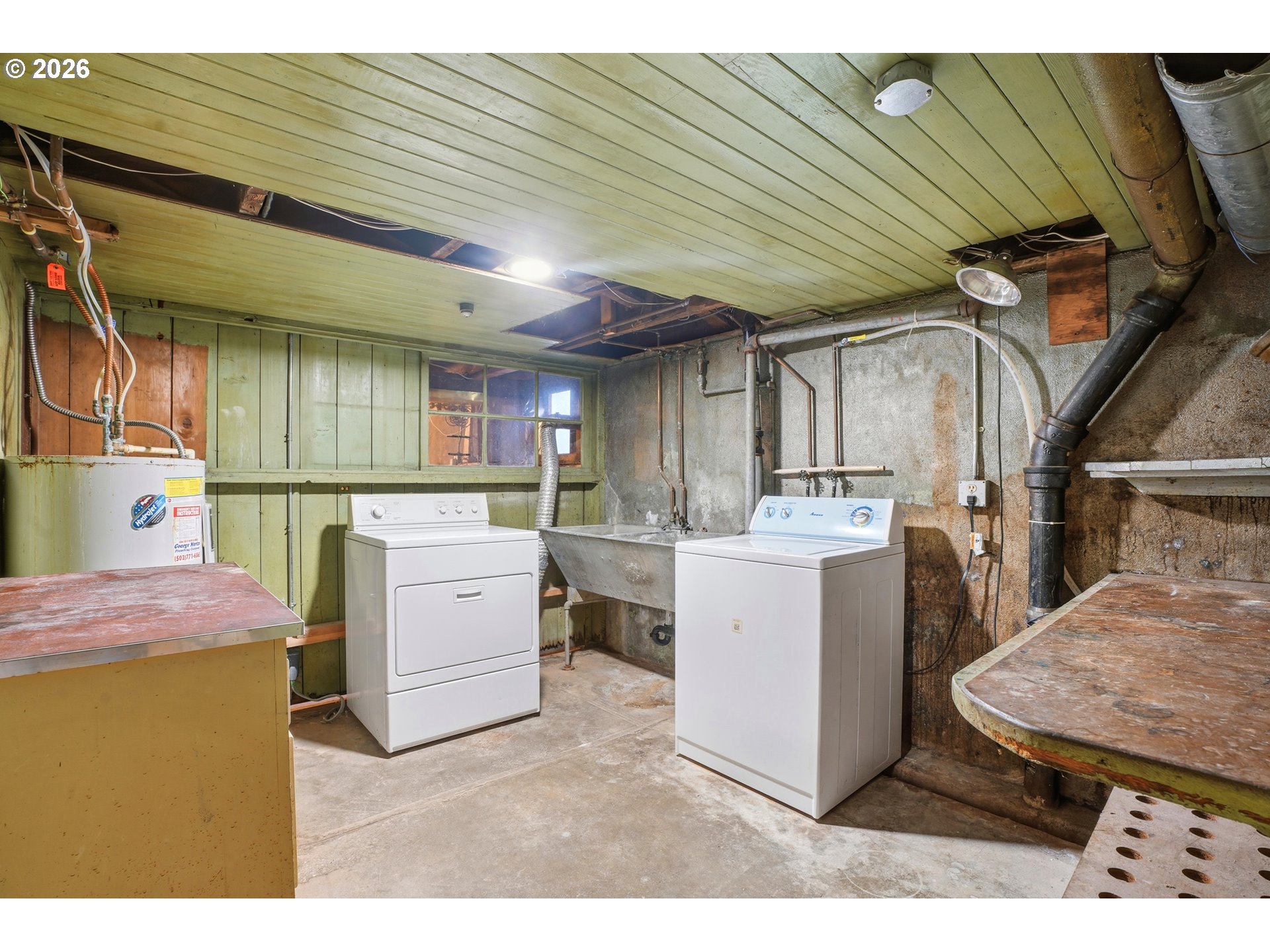 6908 Southwest 33rd Place Portland, OR 97219 - Photo 27 of 44